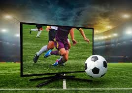 德州扑克心理战：如何通过故意展示底牌来诱导对手下一局的判断。（德州扑克心理博弈：刻意亮牌影响对手后续决策）