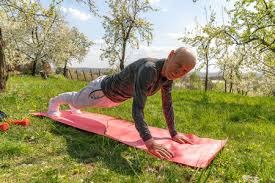 真是个天大的好消息😍👏🏻 来源：REAL MADRID FANS🚨 迪恩·胡伊森随队合练。